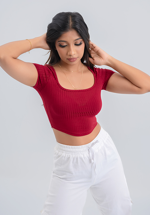 KIA MAROON CROP T SHIRT